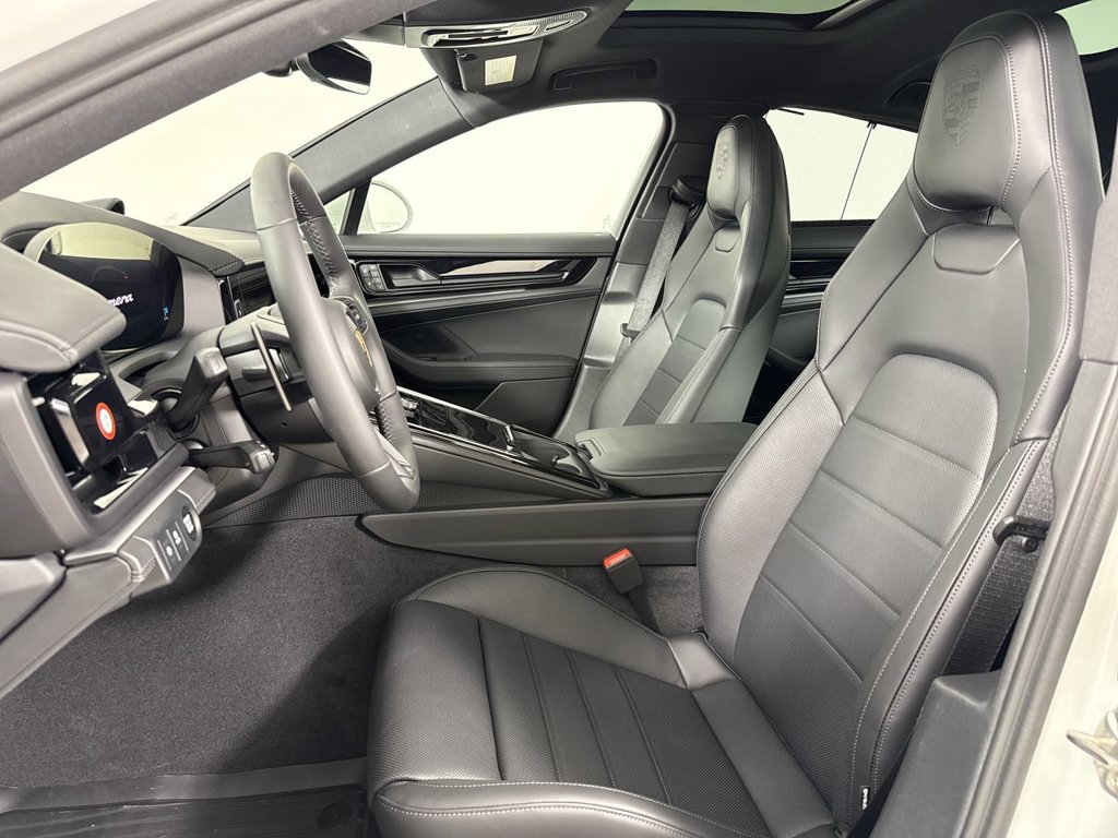 New 2026 Porsche Panamera RWD image 5