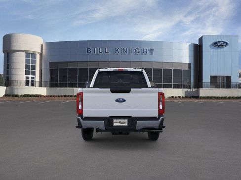 New 2025 Ford F250 XL w/ FX4 Off-Road Package AWD/4WD image 6