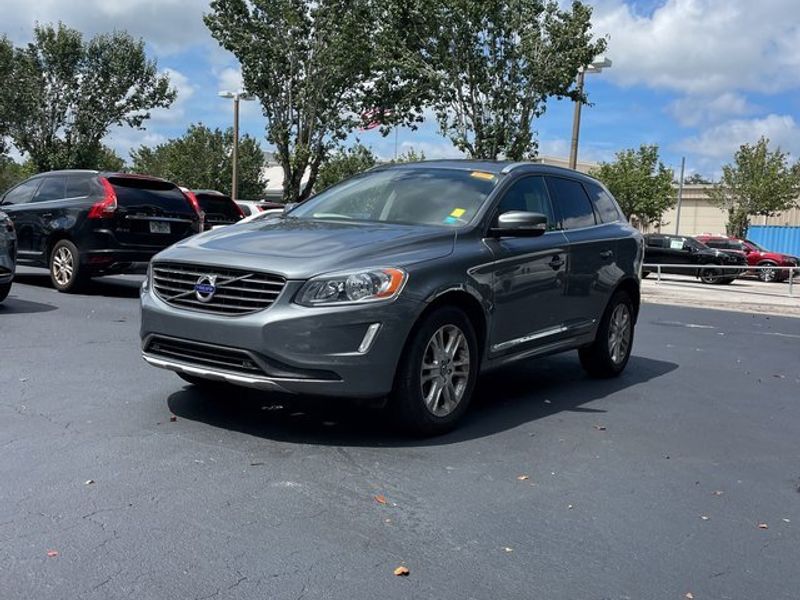 Used 2016 Volvo XC60 T5 Premier image 1