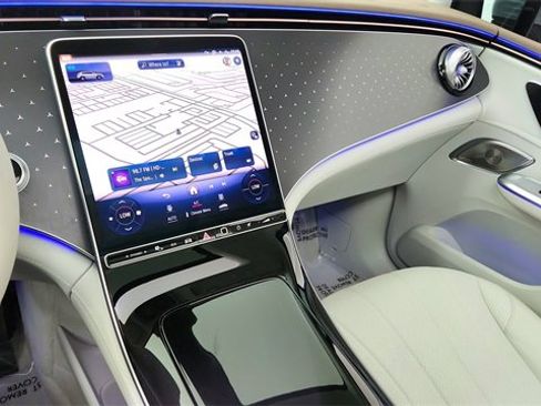 Used 2024 Mercedes-Benz EQE 350+ SUV w/ AMG Line Exterior Package image 43