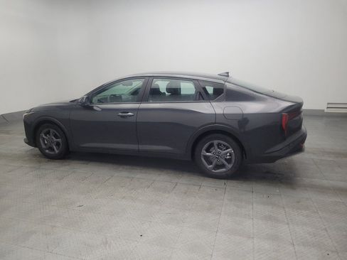 Used 2025 Kia K4 FWD image 3