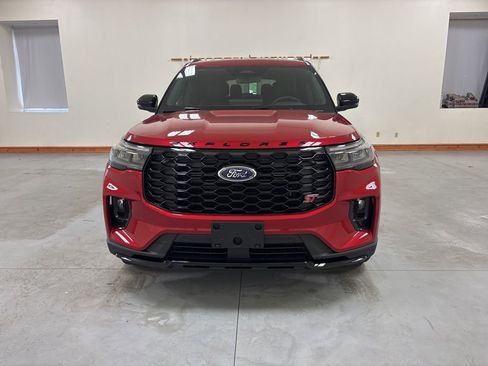 New 2026 Ford Explorer ST image 3
