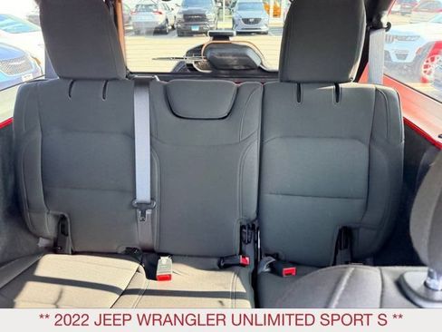 Used 2022 Jeep Wrangler Unlimited Sport AWD/4WD image 15