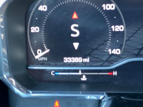 Used 2023 GMC Sierra 1500 Elevation w/ LPO, Elevation Black Package image 22