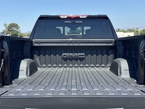 New 2026 GMC Sierra 1500 Denali Ultimate w/ LPO, Black Badging Package AWD/4WD image 27