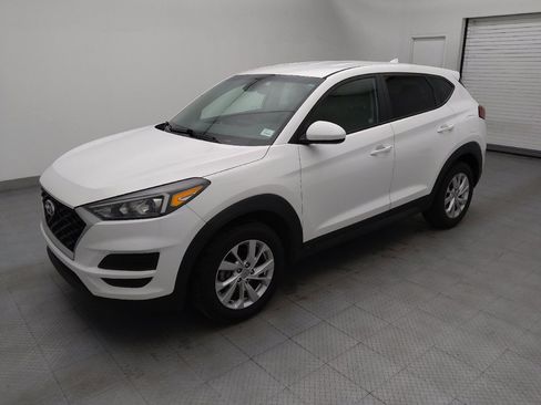 Used 2019 Hyundai Tucson SE FWD image 2