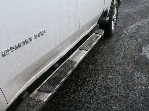 Used 2021 Chevrolet Silverado 2500 High Country w/ Z71 Off-Road Package image 15