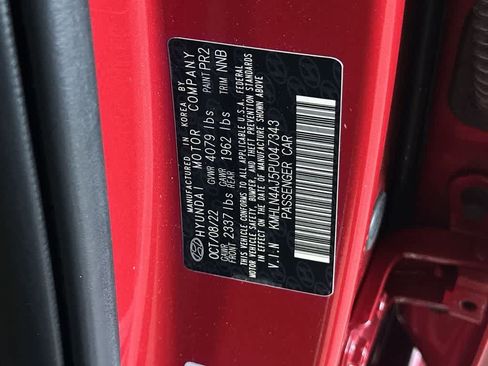 Used 2023 Hyundai Elantra Limited FWD image 29