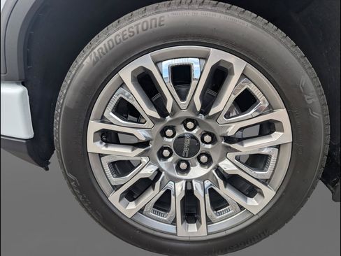 Used 2026 GMC Sierra 1500 Denali Ultimate AWD/4WD image 25