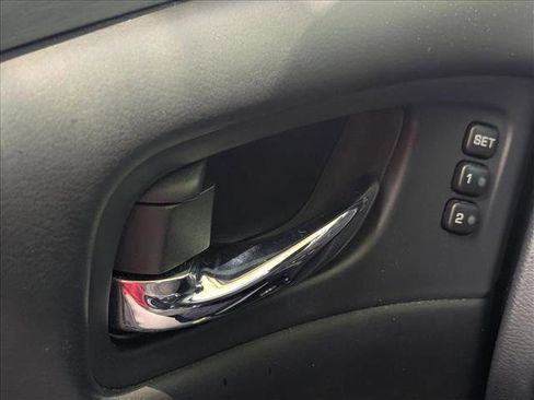 Used 2021 Nissan Murano SL w/ SL Moonroof Package AWD/4WD image 13