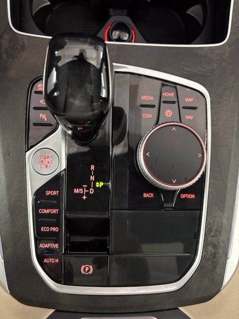Used 2022 BMW X5 sDrive40i w/ Premium Package RWD image 24