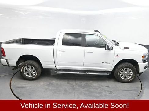 Used 2024 RAM 2500 Laramie AWD/4WD image 34