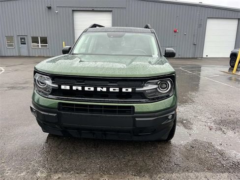 Used 2024 Ford Bronco Sport Outer Banks w/ Tech Package image 8