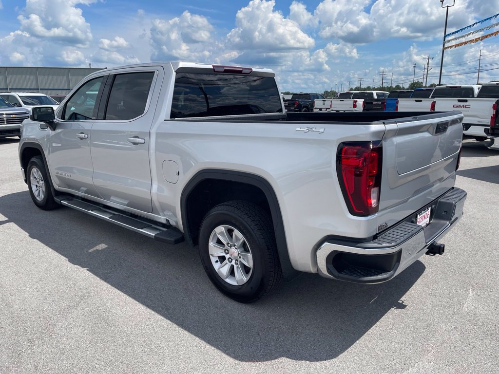Used 2022 GMC Sierra 1500 SLE AWD/4WD image 5