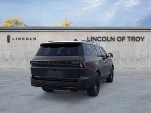New 2025 Lincoln Navigator Reserve w/ Jet Appearance Package image 8