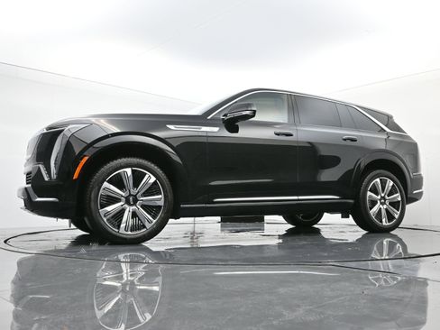 New 2025 Cadillac Escalade IQ Luxury 2 image 16