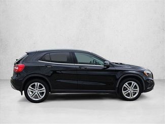Used 2015 Mercedes-Benz GLA 250 4MATIC video 4