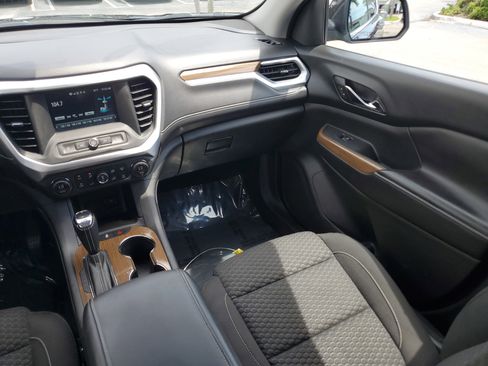 Used 2018 GMC Acadia SLE w/ LPO, Cargo Package FWD image 17
