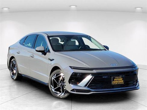 Used 2026 Hyundai Sonata SEL image 1