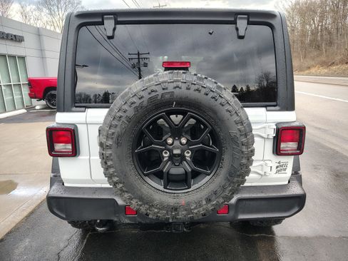 New 2026 Jeep Wrangler Unlimited Sport image 9