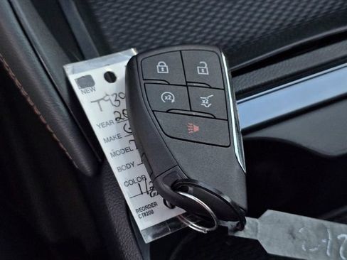 New 2026 GMC Terrain AT4 w/ Convenience Package III AWD/4WD image 33