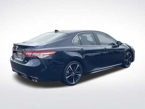 Used 2020 Toyota Camry XSE FWD image 8