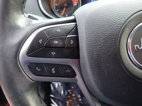 Used 2019 Jeep Cherokee Limited w/ Trailer Tow Group AWD/4WD image 15