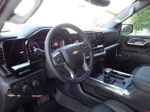 New 2026 Chevrolet Silverado 1500 LTZ AWD/4WD image 13