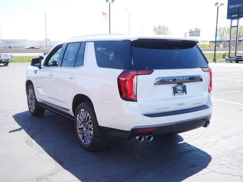 Certified 2023 GMC Yukon Denali Ultimate AWD/4WD image 8