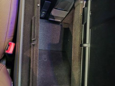 Used 2015 Mercedes-Benz S 550 4MATIC Sedan image 25