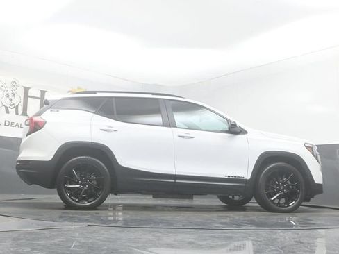 Used 2023 GMC Terrain SLE w/ Driver Convenience Package FWD image 53