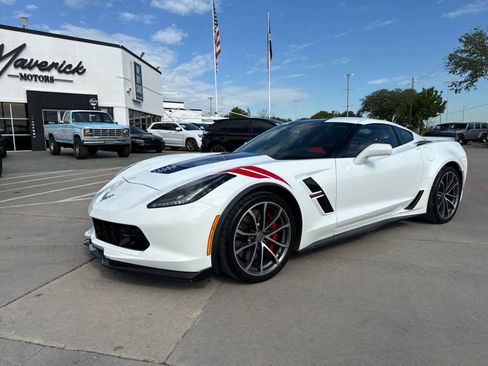 Used 2017 Chevrolet Corvette Grand Sport image 1