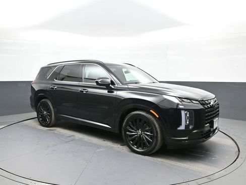 Used 2024 Hyundai Palisade Calligraphy image 4