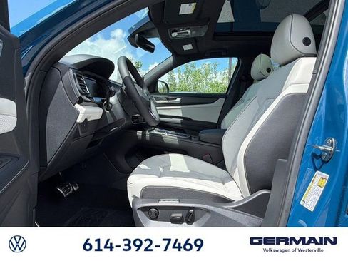 New 2026 Volkswagen Atlas Cross Sport SEL Premium R-Line AWD/4WD image 18