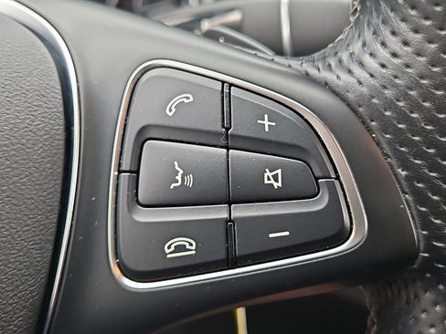 Used 2020 Mercedes-Benz Metris Passenger image 25