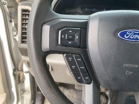 Used 2022 Ford F250 XL w/ Power Equipment Group image 16