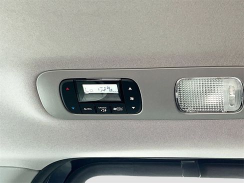 Used 2024 Honda Odyssey Touring image 27