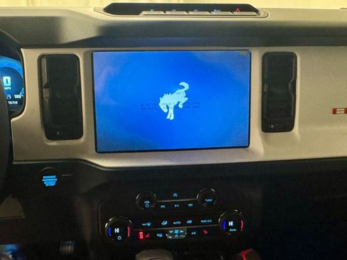 New 2025 Ford Bronco Heritage Edition image 23