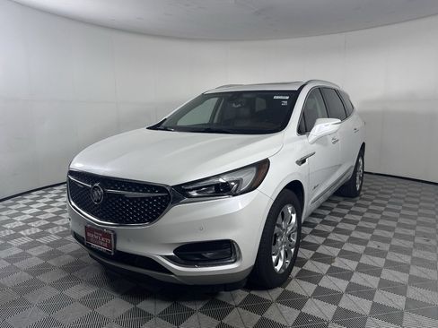 Used 2018 Buick Enclave Avenir w/ Avenir Technology Package AWD/4WD image 1