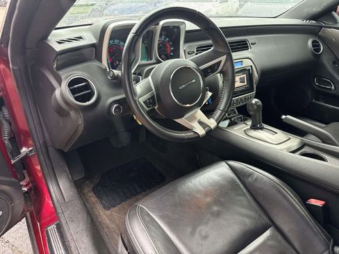 Used 2010 Chevrolet Camaro SS RWD image 16