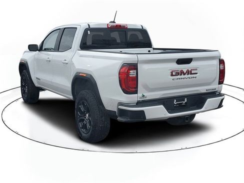 Certified 2023 GMC Canyon Elevation w/ Convenience Package image 3