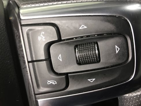 Used 2022 Chevrolet Blazer LT image 36