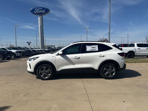 New 2026 Ford Escape ST-Line Select w/ Tech Pack #1 AWD/4WD image 2