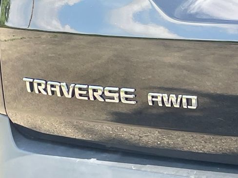 Used 2023 Chevrolet Traverse LT AWD/4WD image 22
