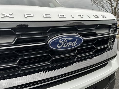 Certified 2025 Ford Expedition Max Active image 10