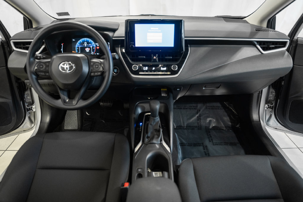 Used 2026 Toyota Corolla LE w/ LE Premium Package FWD image 17