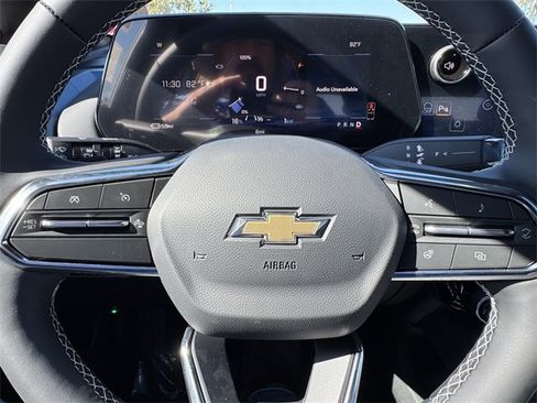 New 2026 Chevrolet Equinox EV LT image 15