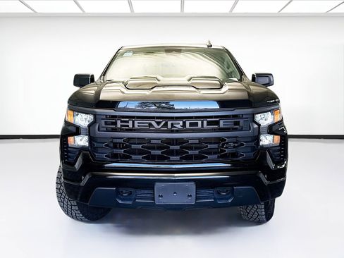 Used 2024 Chevrolet Silverado 1500 Custom Trail Boss w/ Realtree Special Edition image 2