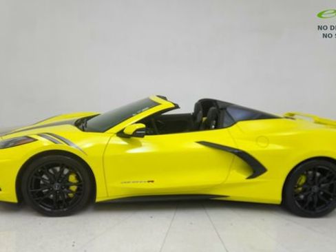 Used 2024 Chevrolet Corvette Stingray Premium Conv w/ Z51 Performance Package RWD image 10