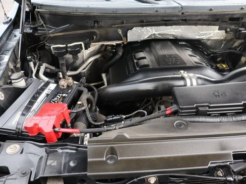 Used 2014 Ford F150 Lariat w/ Equipment Group 502A Luxury AWD/4WD image 39
